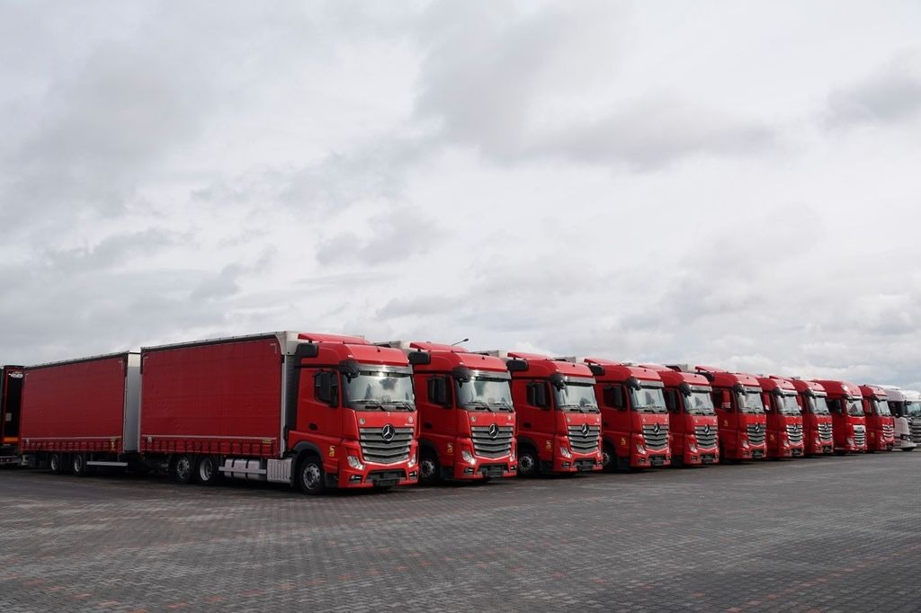 Mercedes-Benz ACTROS 2548/JUMBO TRUCK 120 M3/VEHICULAR/I-COOL - Camión lona: foto 1 Mercedes-Benz ACTROS 2548/JUMBO TRUCK 120 M3/VEHICULAR/I-COOL - Camión lona: foto 1