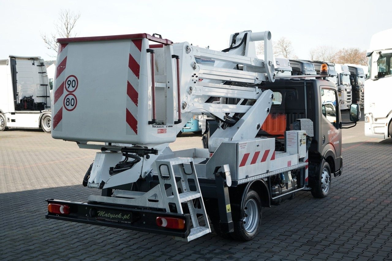 Camión con plataforma elevadora Nissan CABSTAR / ZWYŻKA 16,3 METRÓW / BLIŹNIAK / UDŹWIG: foto 14 Camión con plataforma elevadora Nissan CABSTAR / ZWYŻKA 16,3 METRÓW / BLIŹNIAK / UDŹWIG: foto 14