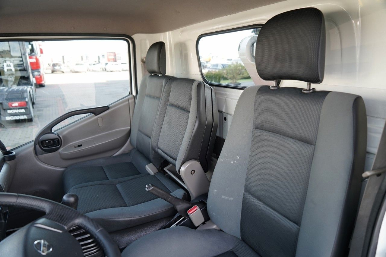 Camión con plataforma elevadora Nissan CABSTAR / ZWYŻKA 16,3 METRÓW / BLIŹNIAK / UDŹWIG: foto 34 Camión con plataforma elevadora Nissan CABSTAR / ZWYŻKA 16,3 METRÓW / BLIŹNIAK / UDŹWIG: foto 34