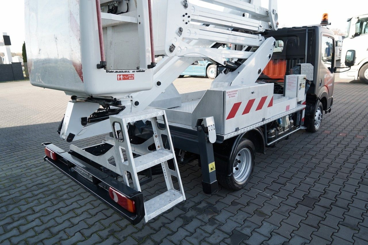Camión con plataforma elevadora Nissan CABSTAR / ZWYŻKA 16,3 METRÓW / BLIŹNIAK / UDŹWIG: foto 21 Camión con plataforma elevadora Nissan CABSTAR / ZWYŻKA 16,3 METRÓW / BLIŹNIAK / UDŹWIG: foto 21