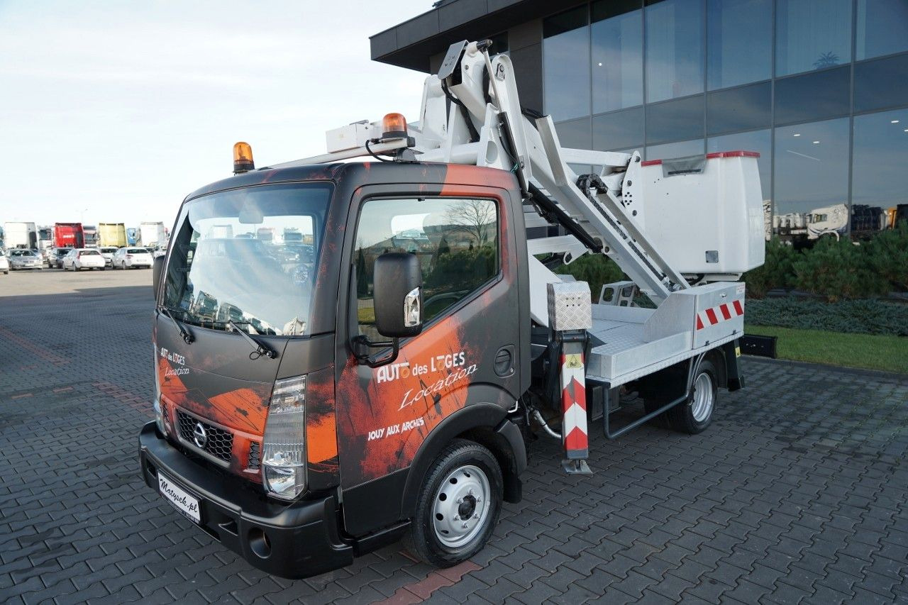 Camión con plataforma elevadora Nissan CABSTAR / ZWYŻKA 16,3 METRÓW / BLIŹNIAK / UDŹWIG: foto 11 Camión con plataforma elevadora Nissan CABSTAR / ZWYŻKA 16,3 METRÓW / BLIŹNIAK / UDŹWIG: foto 11