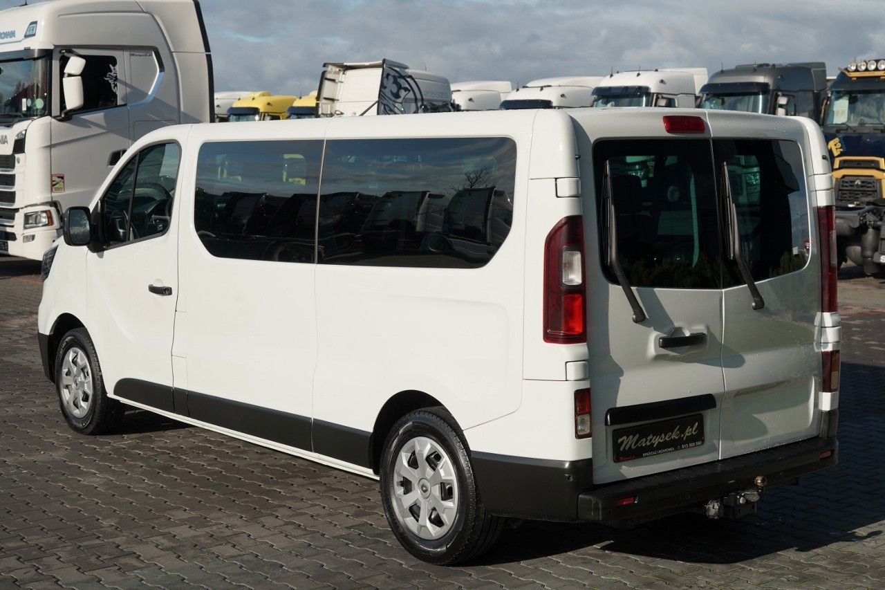 Renault TRAFIC III / BUS / 9 MIEJSC / 90 TYS KM / PIERWS - Furgoneta de pasajeros: foto 5 Renault TRAFIC III / BUS / 9 MIEJSC / 90 TYS KM / PIERWS - Furgoneta de pasajeros: foto 5