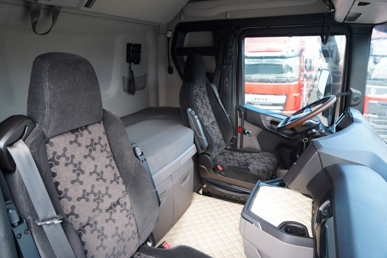 Camión lona Scania S 450 / ZESTAW TANDEM / 120 M3 / I-PARK COOL Scania S 450 / ZESTAW TANDEM / 120 M3 / PO KONTRAKCIE S: foto 17 Camión lona Scania S 450 / ZESTAW TANDEM / 120 M3 / I-PARK COOL Scania S 450 / ZESTAW TANDEM / 120 M3 / PO KONTRAKCIE S: foto 17