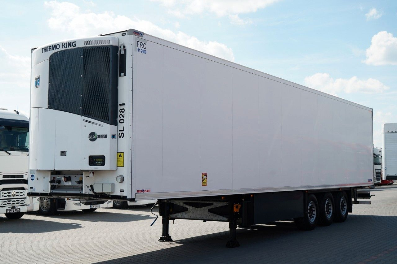 Schmitz Cargobull 023 ROK / CHŁODNIA / THERMO KING SLX 300 / DOPPE - Semirremolque frigorífico: foto 2 Schmitz Cargobull 023 ROK / CHŁODNIA / THERMO KING SLX 300 / DOPPE - Semirremolque frigorífico: foto 2