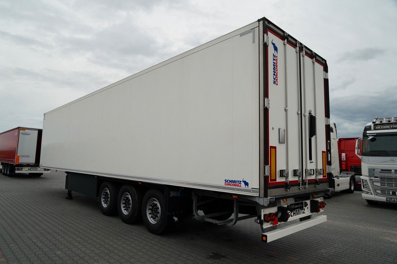 Schmitz Cargobull / CHŁODNIA / THERMO KING SLX 300 / DOPPELSTOCK / - Semirremolque frigorífico: foto 5 Schmitz Cargobull / CHŁODNIA / THERMO KING SLX 300 / DOPPELSTOCK / - Semirremolque frigorífico: foto 5