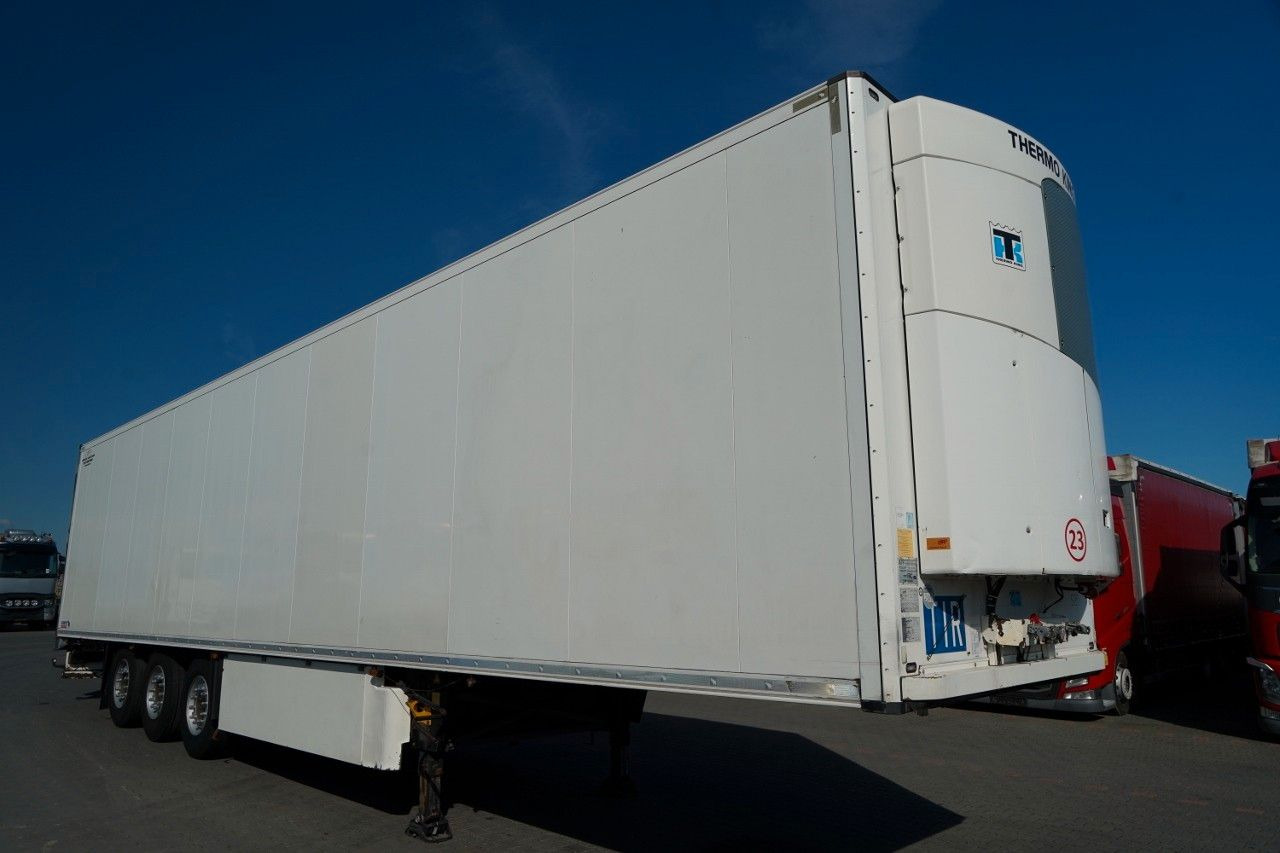 Schmitz Cargobull / CHŁODNIA / THERMO KING SLX 300 / HAKÓWKA / OŚ - Semirremolque frigorífico: foto 5 Schmitz Cargobull / CHŁODNIA / THERMO KING SLX 300 / HAKÓWKA / OŚ - Semirremolque frigorífico: foto 5