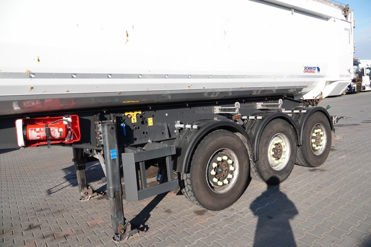Semirremolque volquete Schmitz Cargobull WYWROTKA 30 m3 / STALOWA / RYNNA WANNA HP / OŚ P: foto 9 Semirremolque volquete Schmitz Cargobull WYWROTKA 30 m3 / STALOWA / RYNNA WANNA HP / OŚ P: foto 9