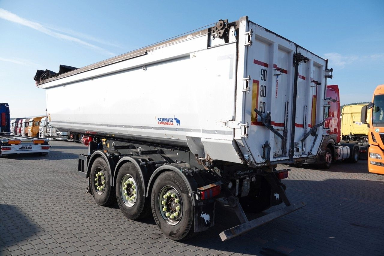 Schmitz Cargobull WYWROTKA 30 m3 / STALOWA / RYNNA WANNA HP / OŚ P - Semirremolque volquete: foto 3 Schmitz Cargobull WYWROTKA 30 m3 / STALOWA / RYNNA WANNA HP / OŚ P - Semirremolque volquete: foto 3