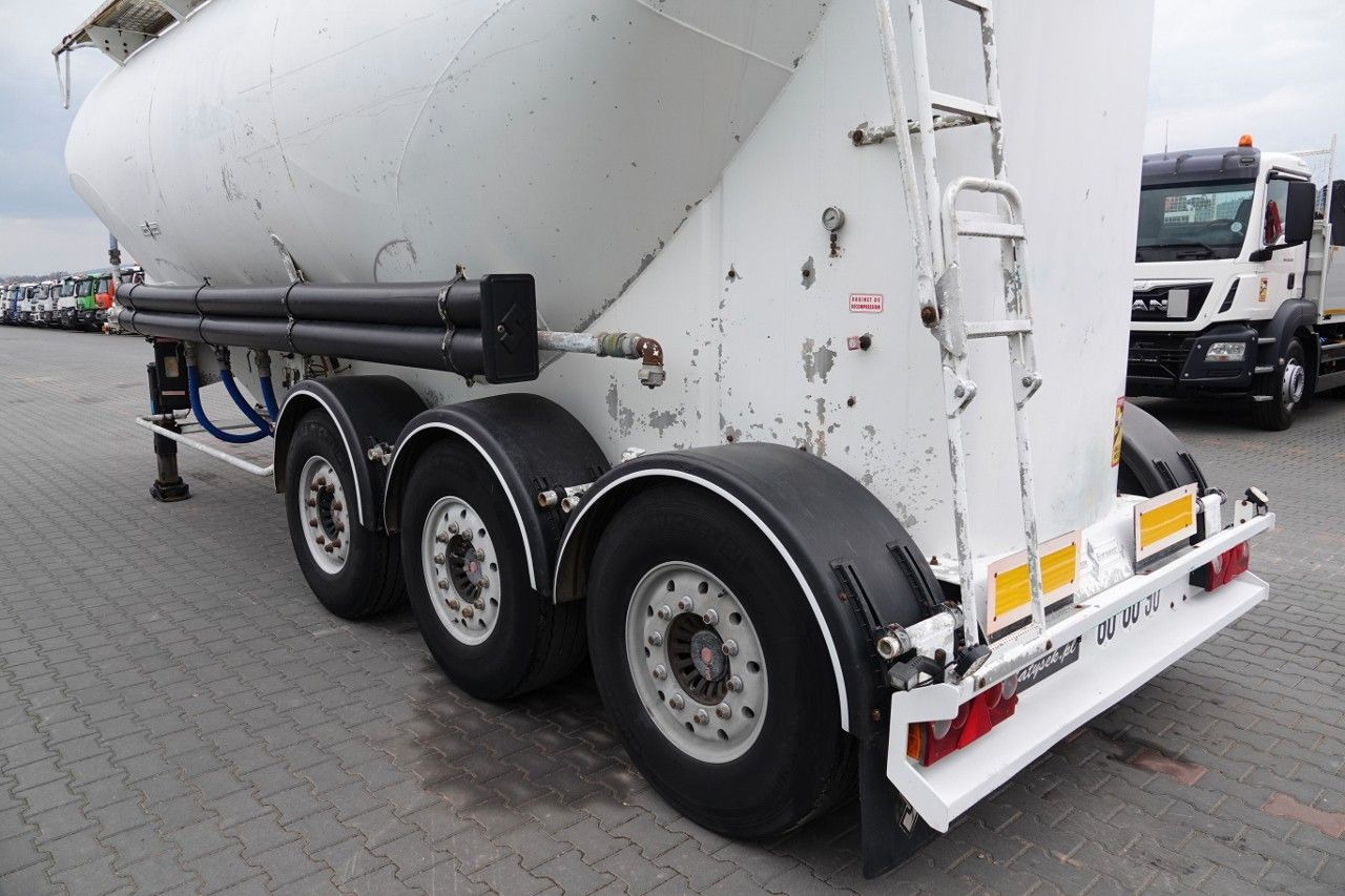 Semirremolque silo Spitzer CEMENTONACZEPA / 37 000 L / SILOS / 3 KOMORY / O: foto 7