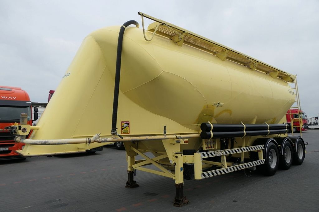 Spitzer CEMENTONACZEPA / 39000 L / SILOS / Spitzer CEMENTONACZEPA / 39000 L / SILOS / - Semirremolque silo: foto 3 Spitzer CEMENTONACZEPA / 39000 L / SILOS / Spitzer CEMENTONACZEPA / 39000 L / SILOS / - Semirremolque silo: foto 3