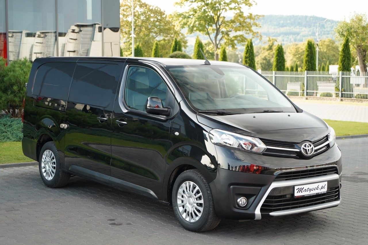 Toyota PROACE / FURGON / BLASZAK / 2.0 D / ZABUDOWA - Furgoneta pequeña: foto 1 Toyota PROACE / FURGON / BLASZAK / 2.0 D / ZABUDOWA - Furgoneta pequeña: foto 1