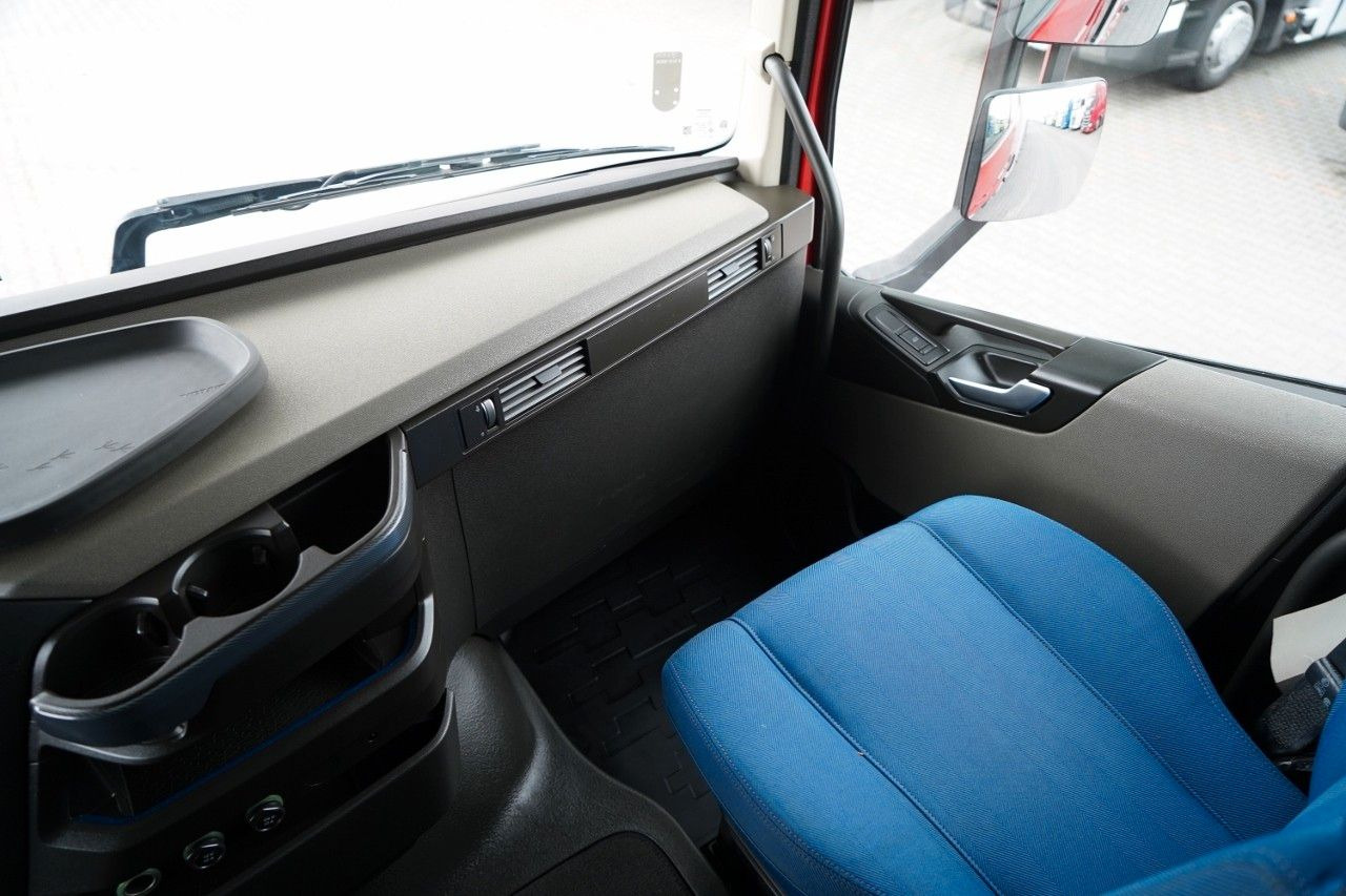 Arrendamiento de  Volvo FH 460 / ZESTAW TANDEM / 120 M3 / PRZEJAZDOWY / Volvo FH 460 / ZESTAW TANDEM / 120 M3 / PRZEJAZDOWY /: foto 40 Arrendamiento de  Volvo FH 460 / ZESTAW TANDEM / 120 M3 / PRZEJAZDOWY / Volvo FH 460 / ZESTAW TANDEM / 120 M3 / PRZEJAZDOWY /: foto 40