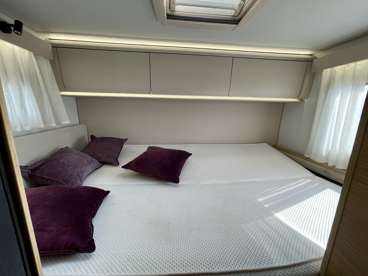 Autocaravana capuchina ADRIA: foto 12 Autocaravana capuchina ADRIA: foto 12