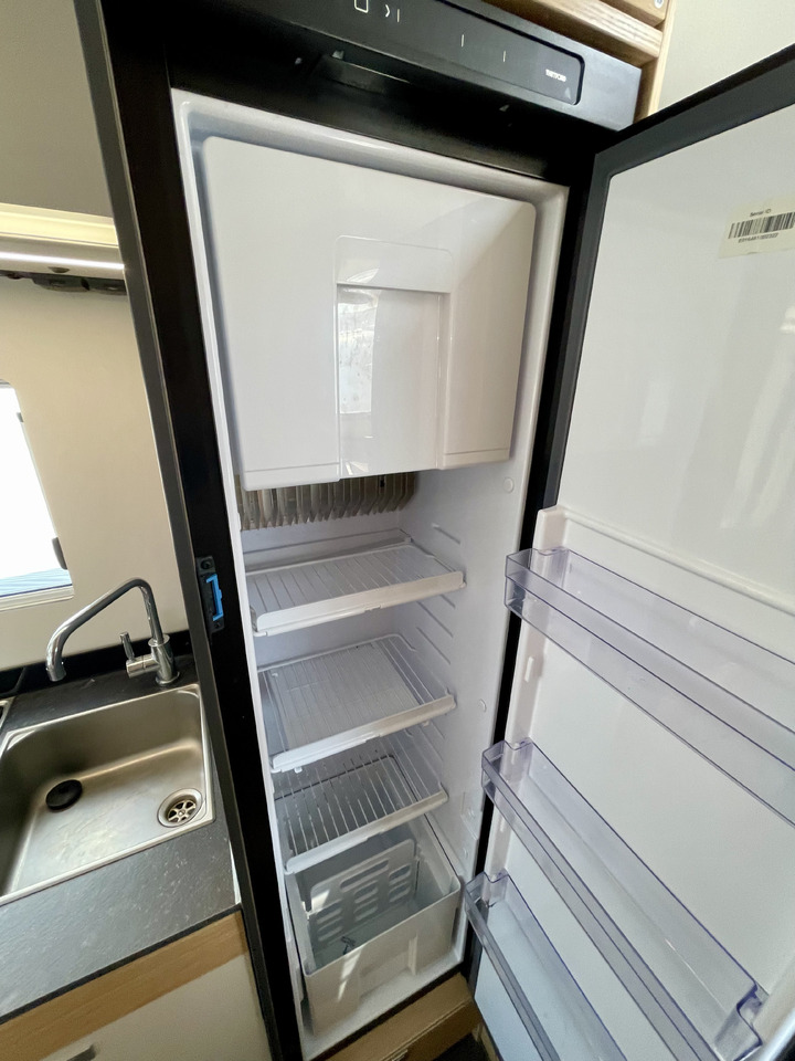 Autocaravana capuchina ADRIA: foto 9 Autocaravana capuchina ADRIA: foto 9