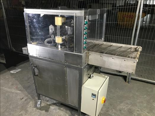 Chocolate enrober C400 NNP - Maquinaria de alimentación: foto 2 Chocolate enrober C400 NNP - Maquinaria de alimentación: foto 2