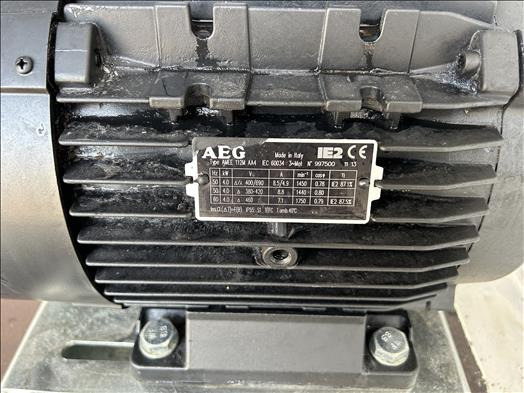 Maquinaria de alimentación NNP 300 Ribbon blender: foto 9