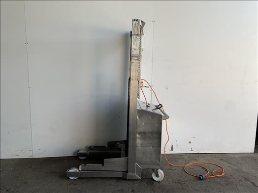 Syspal Tote bin lifter - Maquinaria de alimentación: foto 1 Syspal Tote bin lifter - Maquinaria de alimentación: foto 1