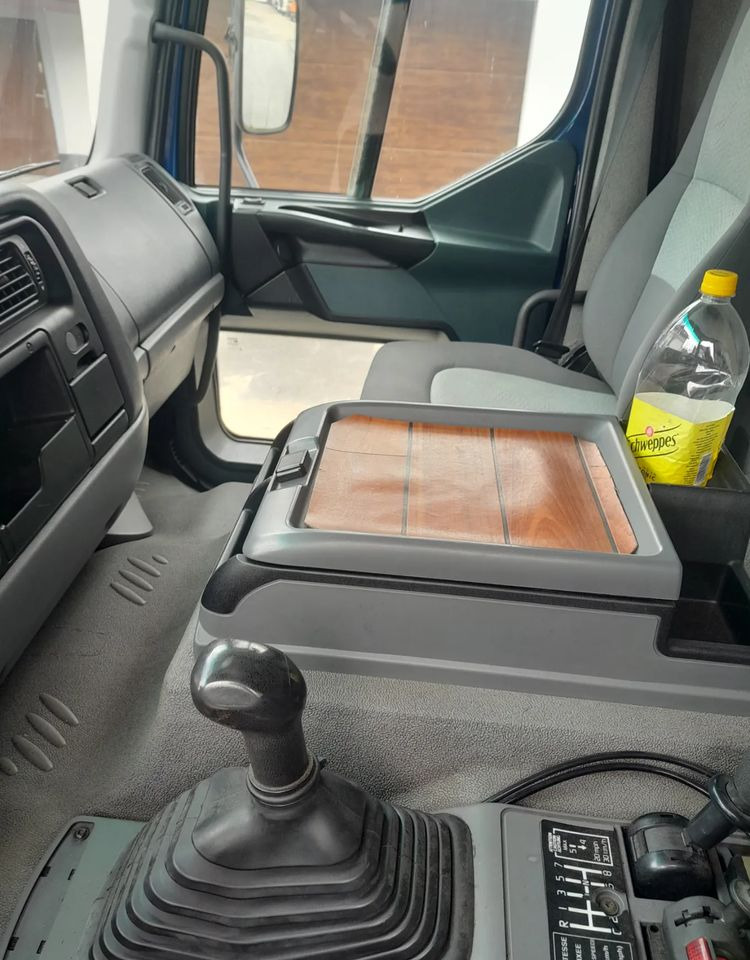 Renault PREMIUM 320 DCI / KERAX / HYDROBURTA / WYWROTKA - Camión volquete: foto 2 Renault PREMIUM 320 DCI / KERAX / HYDROBURTA / WYWROTKA - Camión volquete: foto 2
