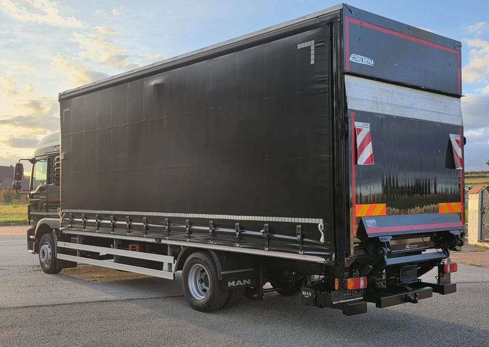MAN TGM 15.290 / FIRANKA / 2019R / SPROWADZONY/ 7500 ŁADOWNOŚĆ / 18 PALET / E6 / JAK NOWY / WINDA / - Camión lona: foto 5 MAN TGM 15.290 / FIRANKA / 2019R / SPROWADZONY/ 7500 ŁADOWNOŚĆ / 18 PALET / E6 / JAK NOWY / WINDA / - Camión lona: foto 5
