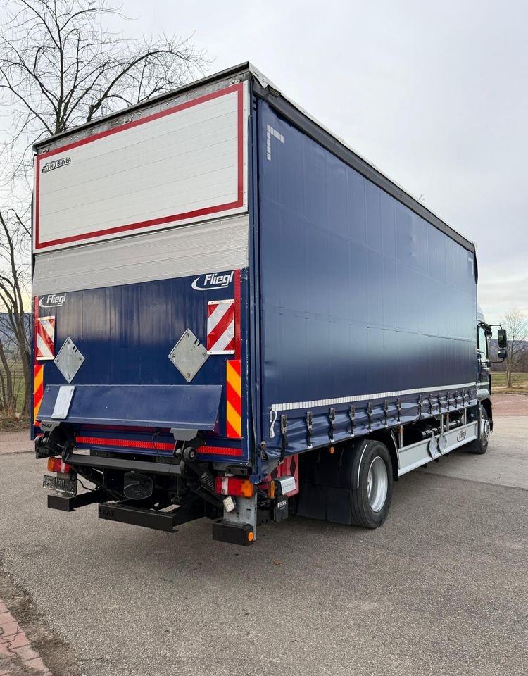 MAN TGM 18.340 / FIRANKA / LIFT / SPROWADZONY / KLIMA POSTOJOWA / 2017 / 9700 ŁADOWNOŚĆ / AUTOMAT / 18 PALET / E6 / WINDA / - Camión lona: foto 5 MAN TGM 18.340 / FIRANKA / LIFT / SPROWADZONY / KLIMA POSTOJOWA / 2017 / 9700 ŁADOWNOŚĆ / AUTOMAT / 18 PALET / E6 / WINDA / - Camión lona: foto 5