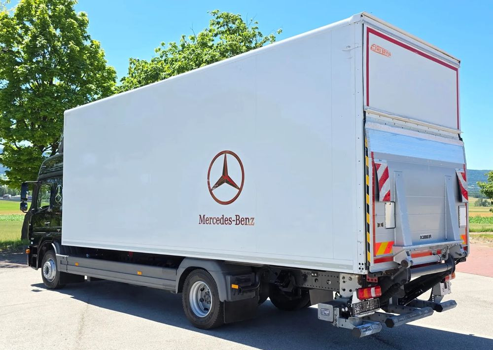 Mercedes-Benz ATEGO 1527/1530/IZOTERMA/WINDA/SPROWADZONY/E6/PIERWSZY WŁAŚCICIEL/AUTOMAT/18EURO PALET/STAN BARDZO DOBRY - Camión frigorífico: foto 4 Mercedes-Benz ATEGO 1527/1530/IZOTERMA/WINDA/SPROWADZONY/E6/PIERWSZY WŁAŚCICIEL/AUTOMAT/18EURO PALET/STAN BARDZO DOBRY - Camión frigorífico: foto 4