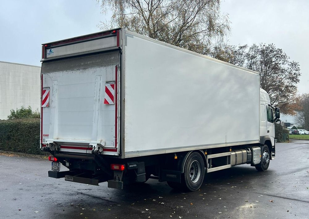 Volvo FM 340 / IZOTERMA / WINDA / SPROWADZONY / 18 PALET / 10.2017 / E6 / STAN BARDZO DOBRY - Camión frigorífico: foto 3 Volvo FM 340 / IZOTERMA / WINDA / SPROWADZONY / 18 PALET / 10.2017 / E6 / STAN BARDZO DOBRY - Camión frigorífico: foto 3