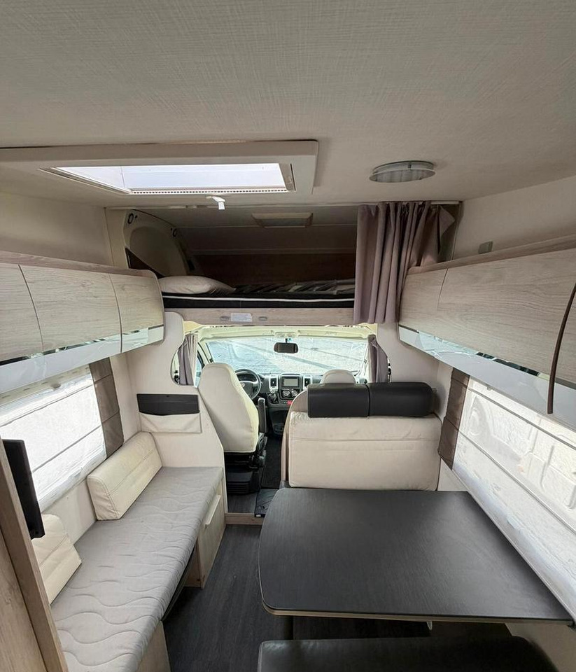 Challenger C 256 - Autocaravana capuchina: foto 5 Challenger C 256 - Autocaravana capuchina: foto 5