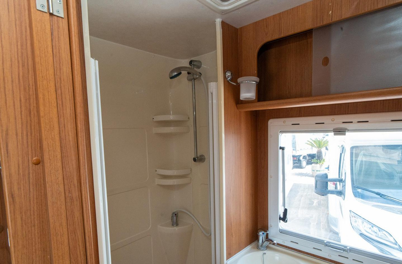 Autocaravana capuchina Rimor superbrig 689 tc: foto 14