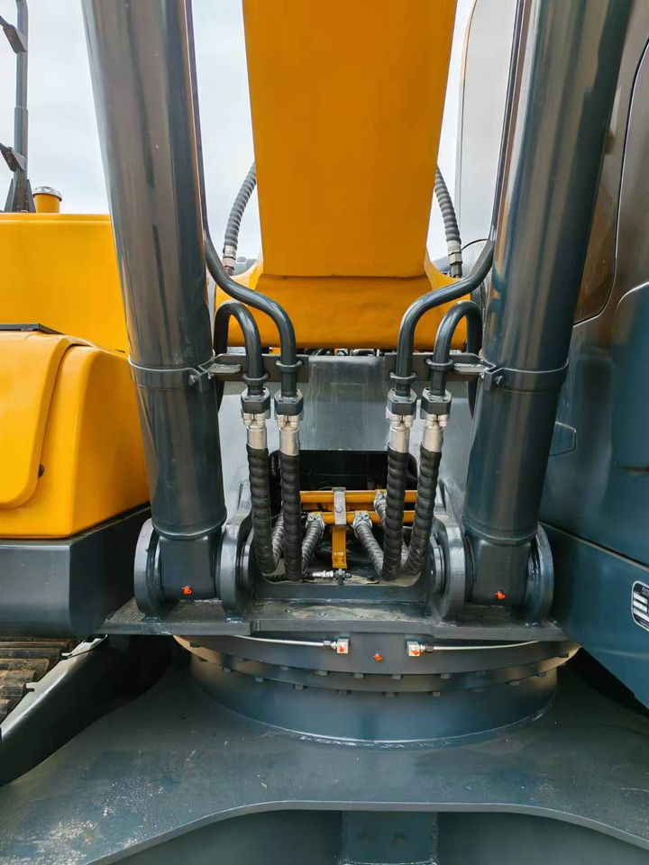 Hyundai Hyundai 220 LC-9 S - Excavadora de cadenas: foto 4 Hyundai Hyundai 220 LC-9 S - Excavadora de cadenas: foto 4