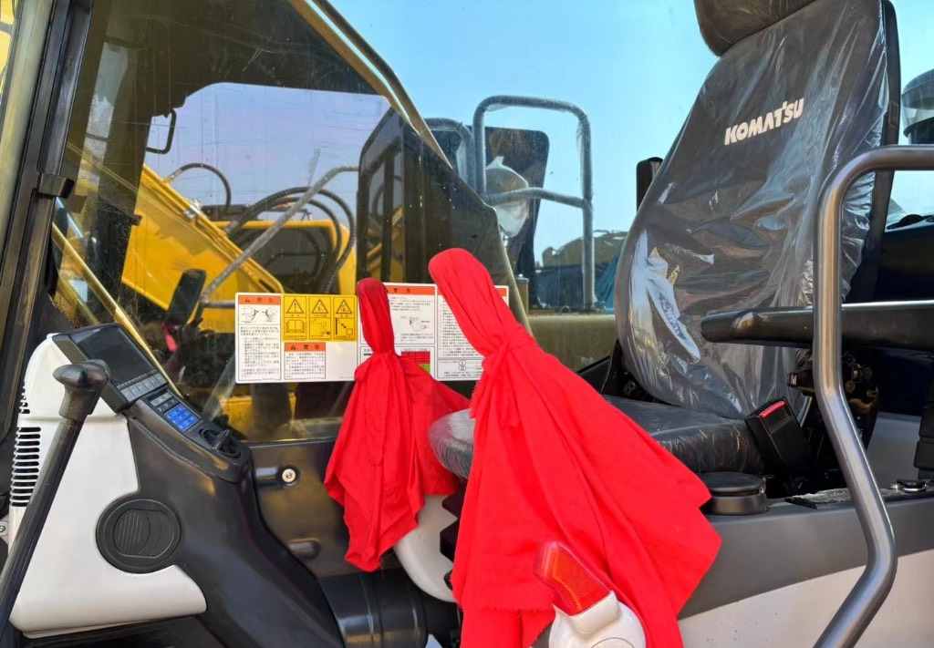 Komatsu PC 210 LC-8 - Excavadora de cadenas: foto 5 Komatsu PC 210 LC-8 - Excavadora de cadenas: foto 5