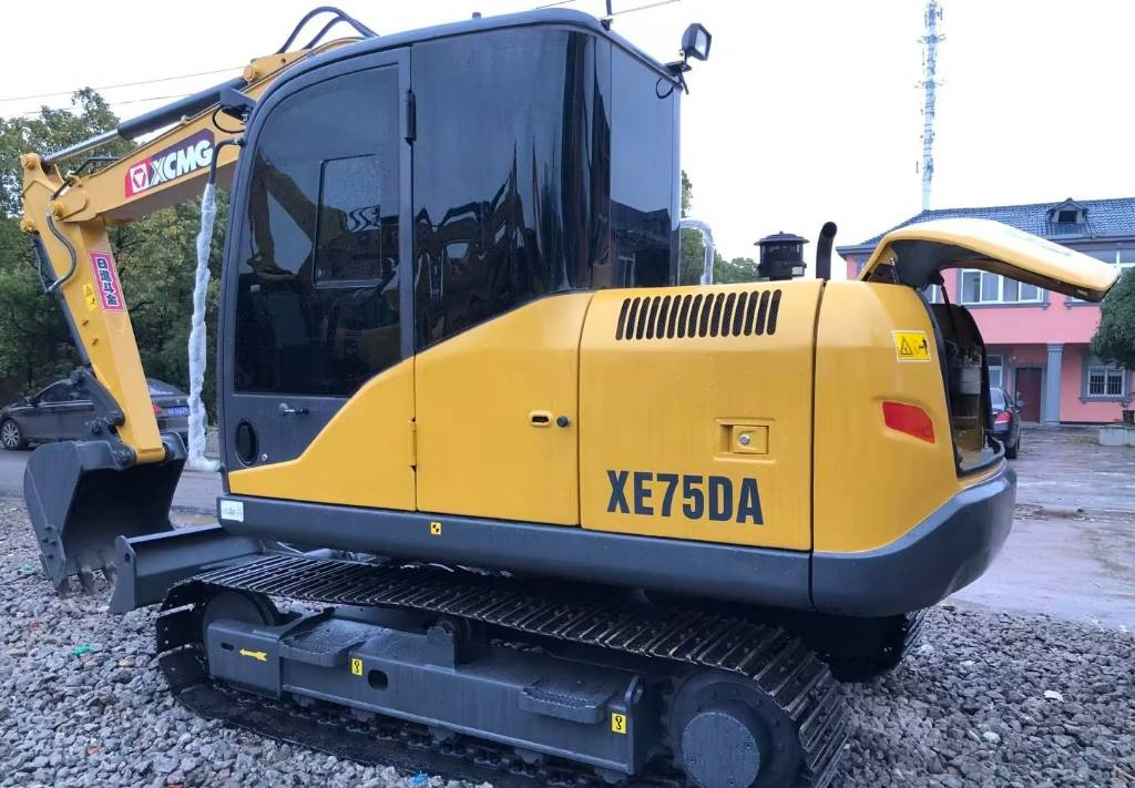 Miniexcavadora XCMG XE 75 DA XE75: foto 9 Miniexcavadora XCMG XE 75 DA XE75: foto 9