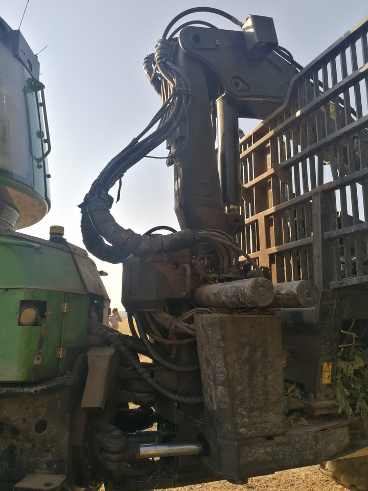 Autocargador JOHN DEERE 1910E: foto 6