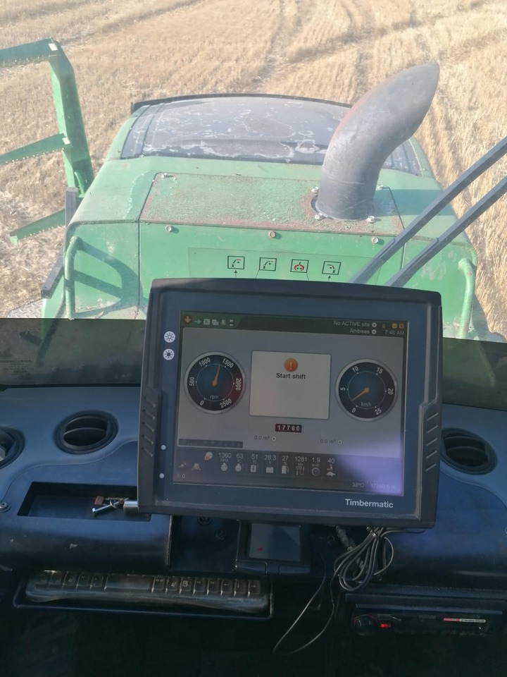 Autocargador JOHN DEERE 1910E: foto 17