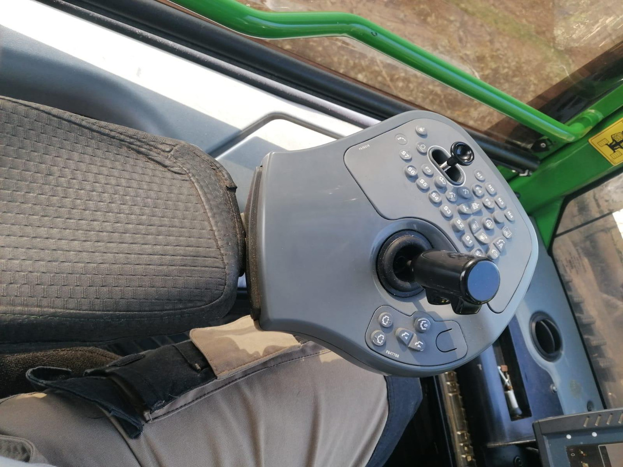 Autocargador JOHN DEERE 1910E: foto 16