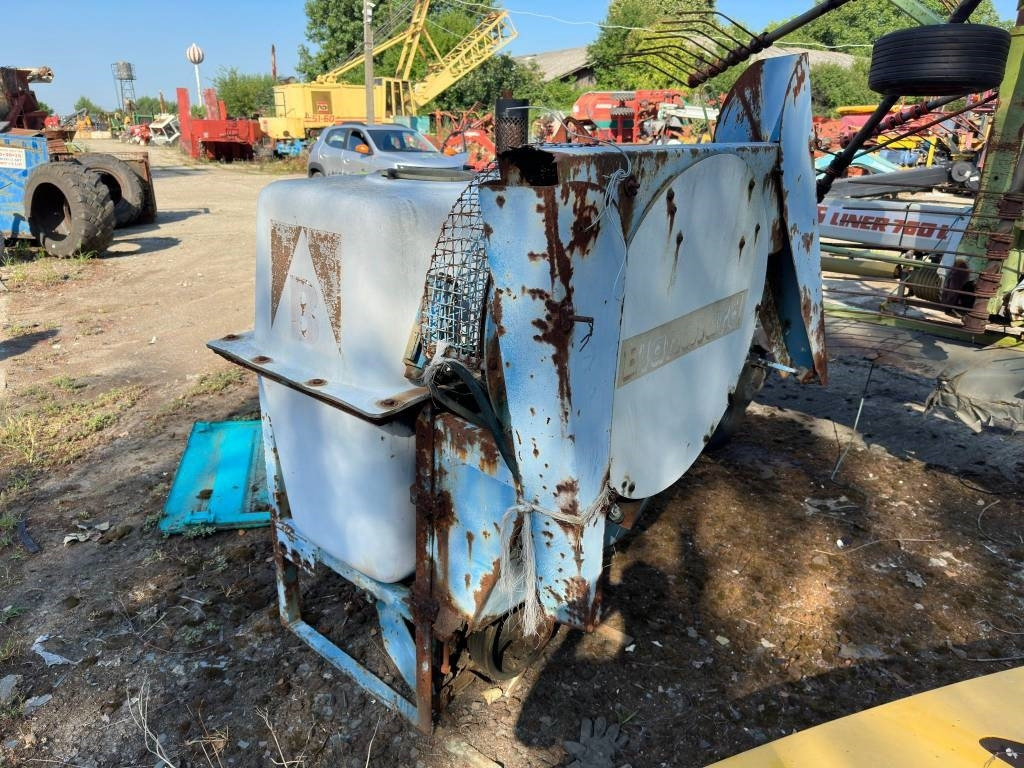 Blanchard 220 - Pulverizador suspendido: foto 2 Blanchard 220 - Pulverizador suspendido: foto 2