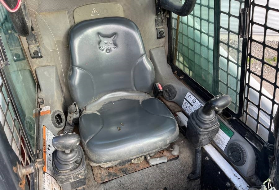 Bobcat A 220 - Minicargadora: foto 5 Bobcat A 220 - Minicargadora: foto 5