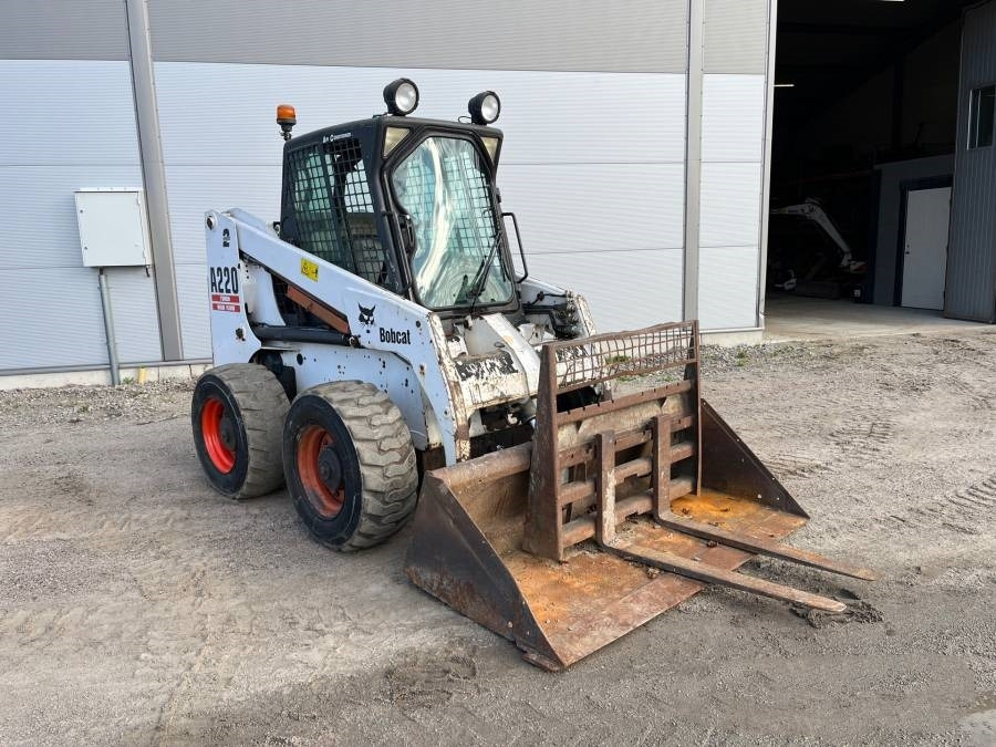 Bobcat A 220 - Minicargadora: foto 2 Bobcat A 220 - Minicargadora: foto 2