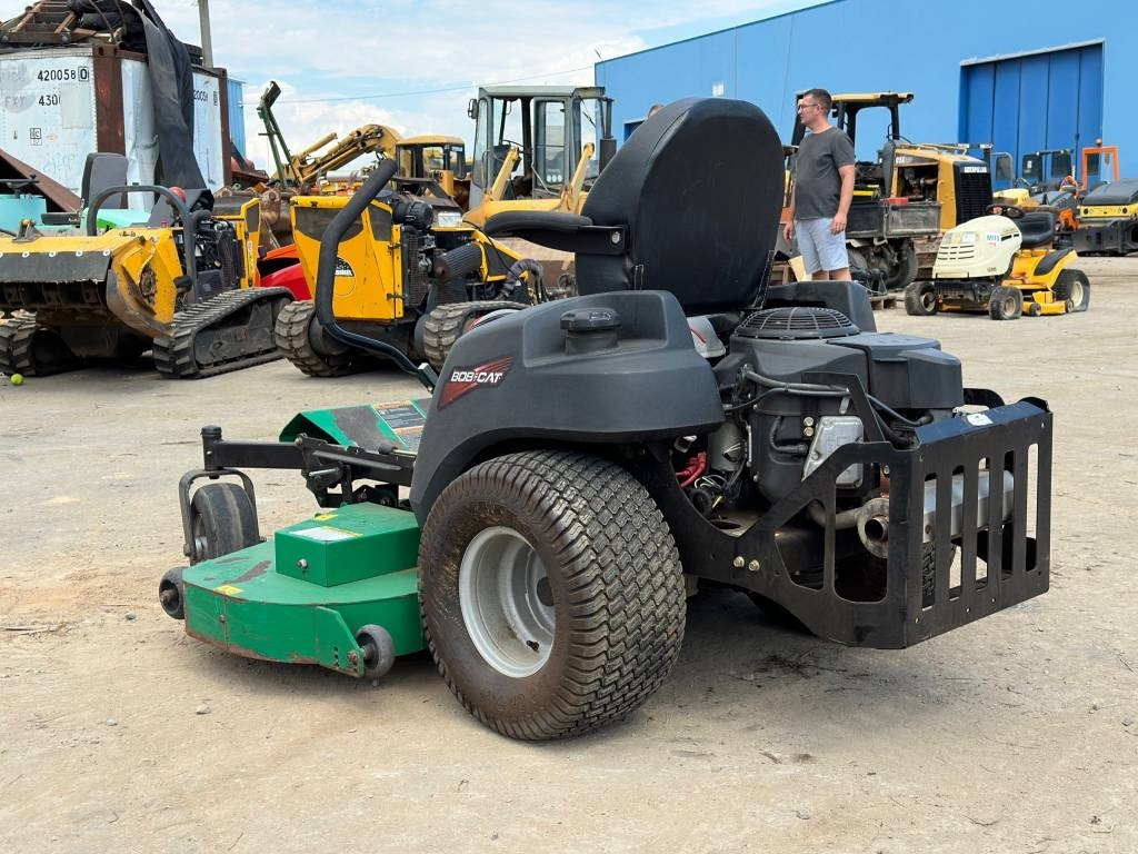 Bobcat CRZ - Cortacésped: foto 5 Bobcat CRZ - Cortacésped: foto 5