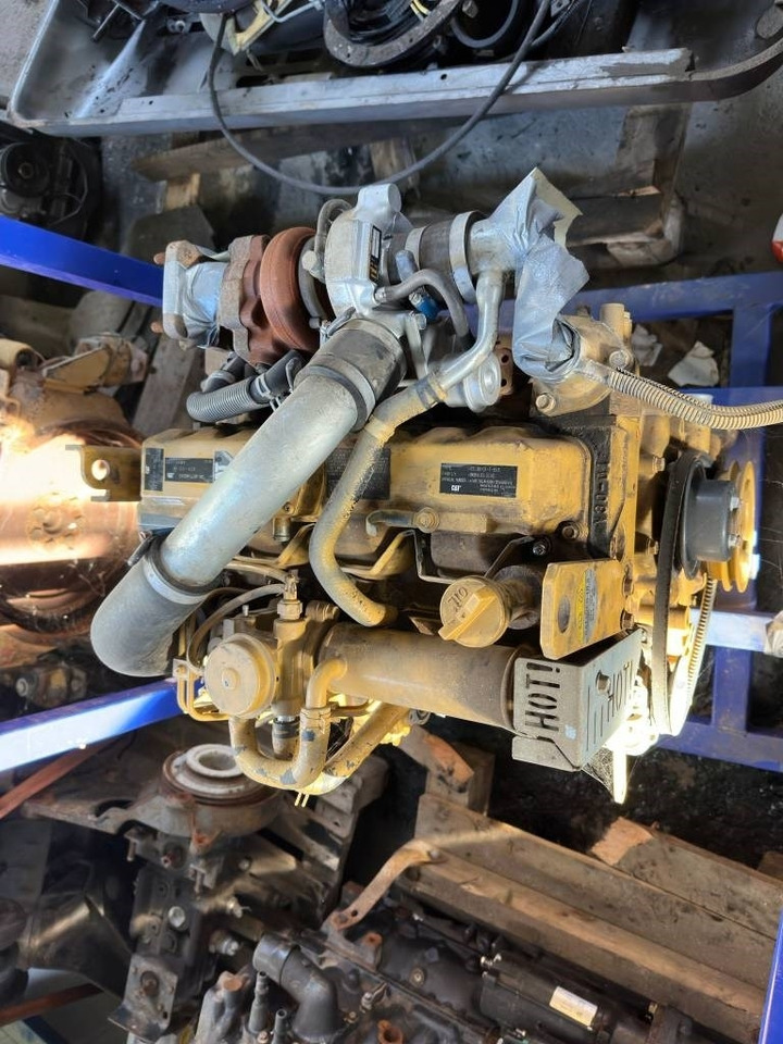 CAT C3.3B ENGINE - Motor para Maquinaria de construcción: foto 2 CAT C3.3B ENGINE - Motor para Maquinaria de construcción: foto 2