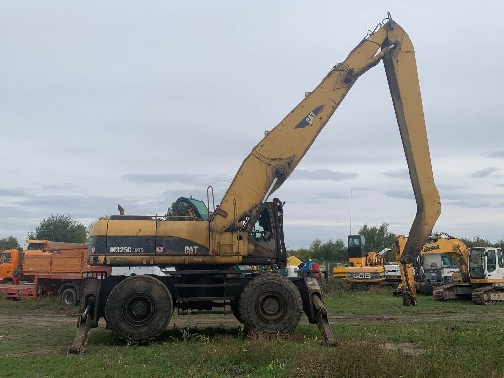 CAT M 325 C L MH  - Manipulador de materiales: foto 5 CAT M 325 C L MH  - Manipulador de materiales: foto 5