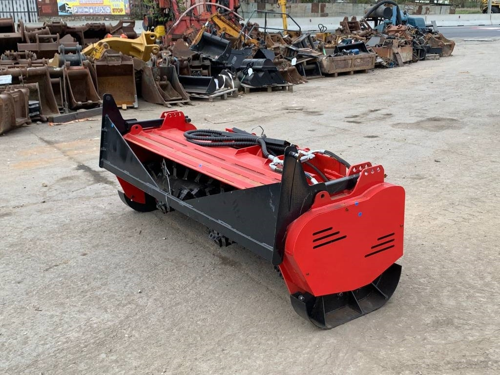 GIYI 1.80 - Trituradora forestal: foto 3 GIYI 1.80 - Trituradora forestal: foto 3