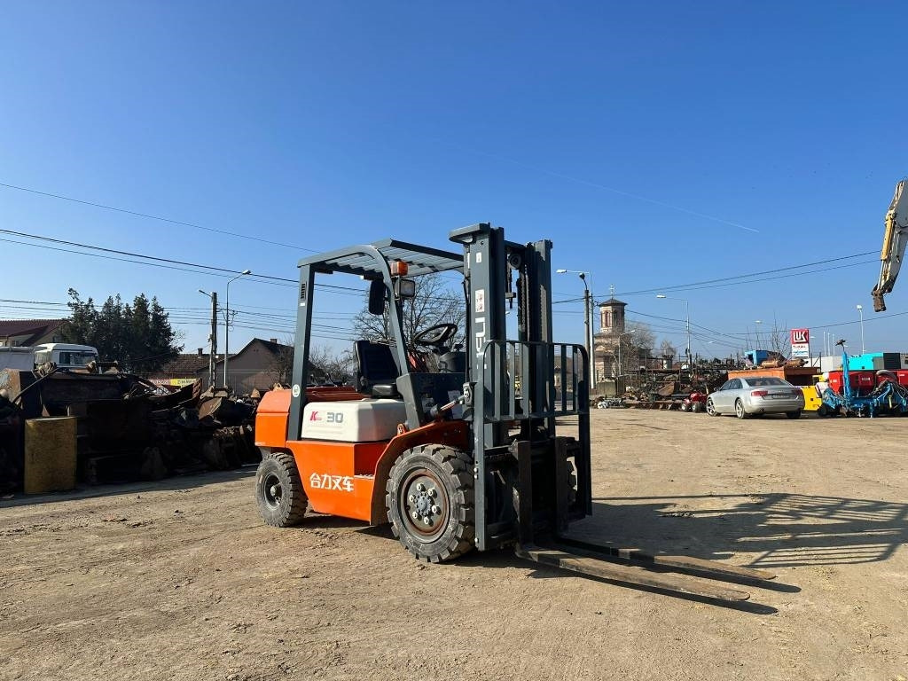 Heli CPD 30 - Carretilla elevadora diésel: foto 2 Heli CPD 30 - Carretilla elevadora diésel: foto 2