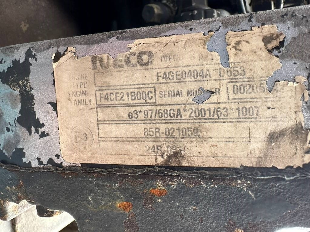 Iveco F4GE040A D653 - Motor para Maquinaria de construcción: foto 2 Iveco F4GE040A D653 - Motor para Maquinaria de construcción: foto 2