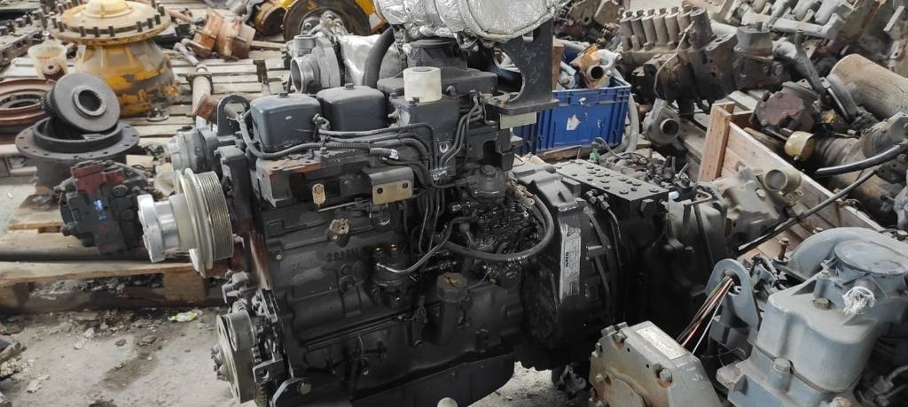 Iveco F4GE9484F*J0602 - Motor para Maquinaria de construcción: foto 3 Iveco F4GE9484F*J0602 - Motor para Maquinaria de construcción: foto 3