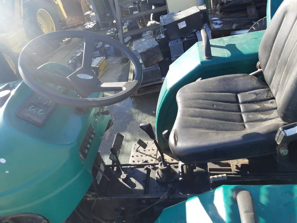 Jinma 254 - Tractor: foto 5 Jinma 254 - Tractor: foto 5