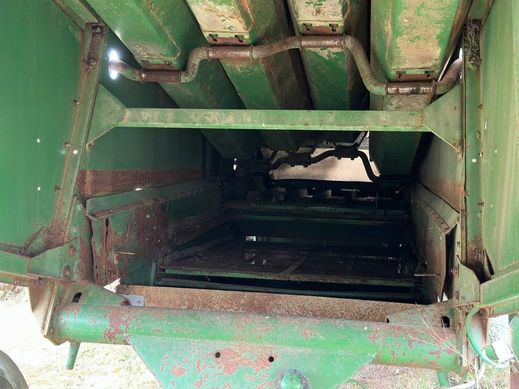 John Deere 952 FOR PARTS - Cosechadora de granos: foto 4 John Deere 952 FOR PARTS - Cosechadora de granos: foto 4
