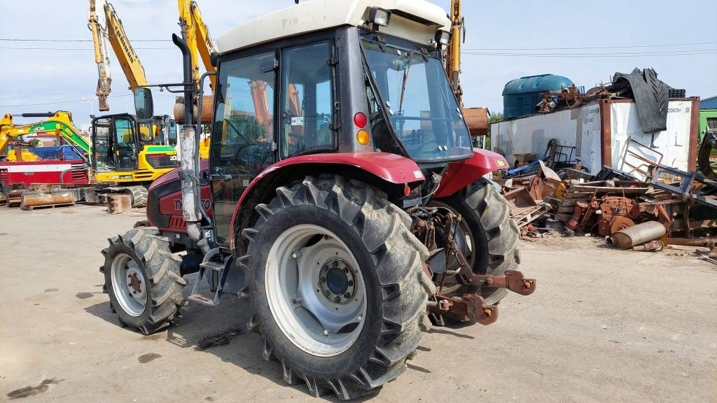 TYM T700 - Tractor: foto 3 TYM T700 - Tractor: foto 3