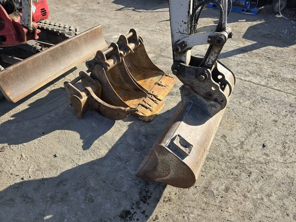 Takeuchi TB 23 R  - Miniexcavadora: foto 5 Takeuchi TB 23 R  - Miniexcavadora: foto 5