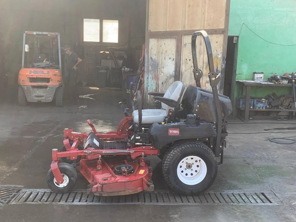 Toro Z MASTER PROFESSIONAL 7000 - Cortacésped: foto 5 Toro Z MASTER PROFESSIONAL 7000 - Cortacésped: foto 5