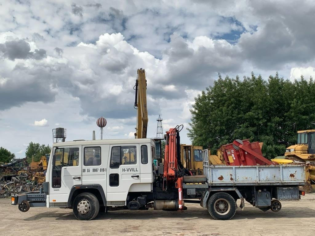 Volvo FL 611 Railway Truck - Camión grúa: foto 5 Volvo FL 611 Railway Truck - Camión grúa: foto 5